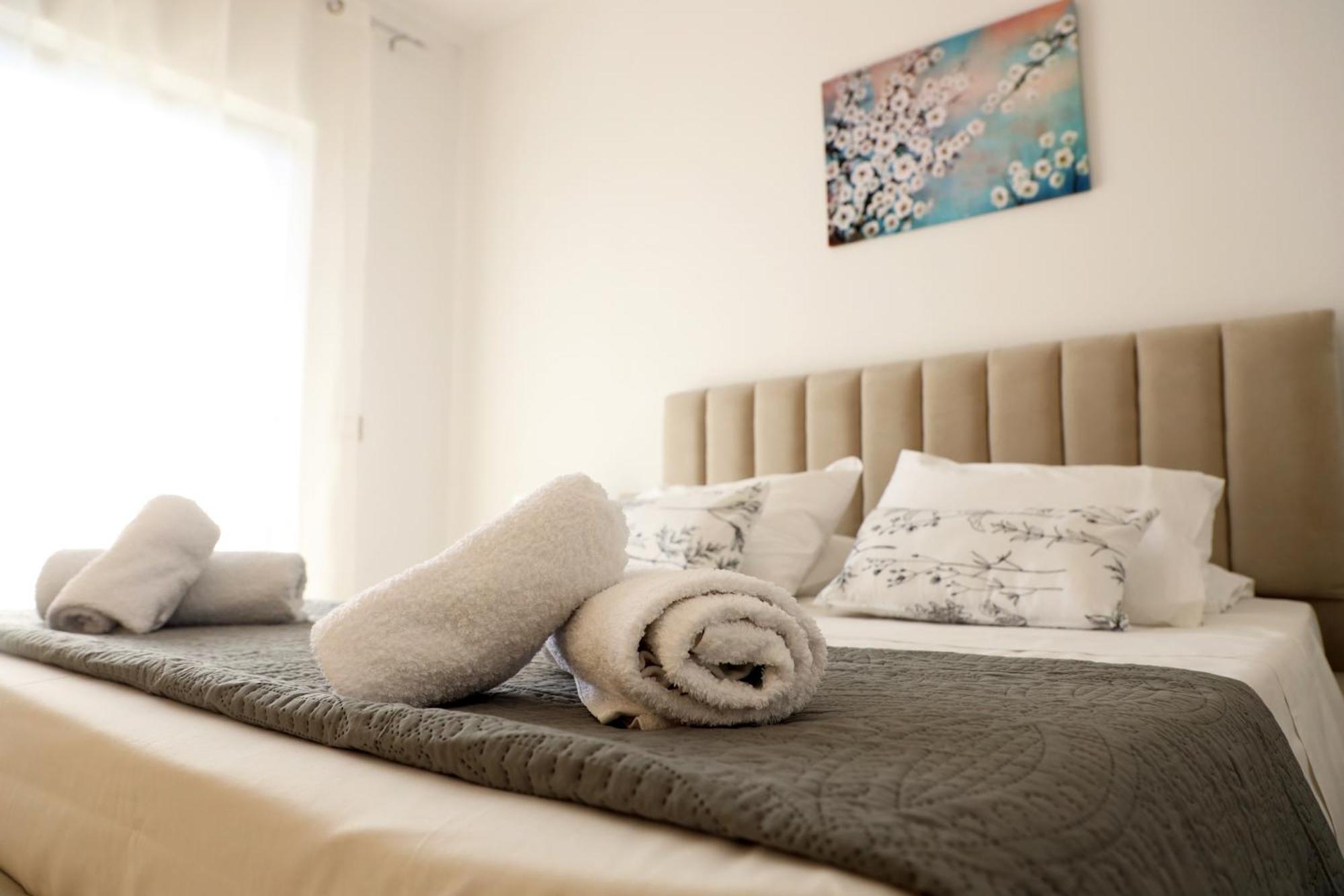 Rajmonda Apartment Lezhë Buitenkant foto